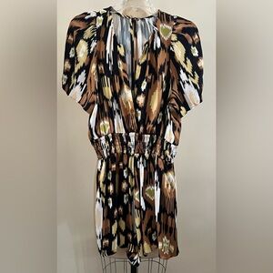 Anthropologie Somerset Romper In Ikat Print
Bronze Size Medium